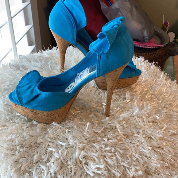 Dollhouse aqua blue with cork platforms - Picture 3 of 5